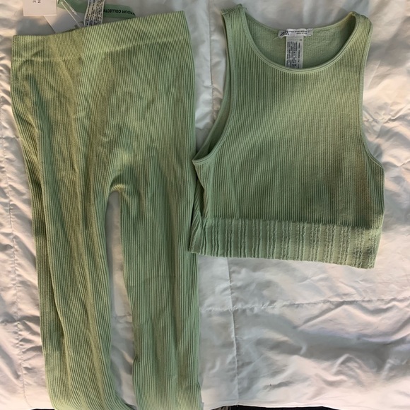 Zara lounge set - Picture 1 of 1